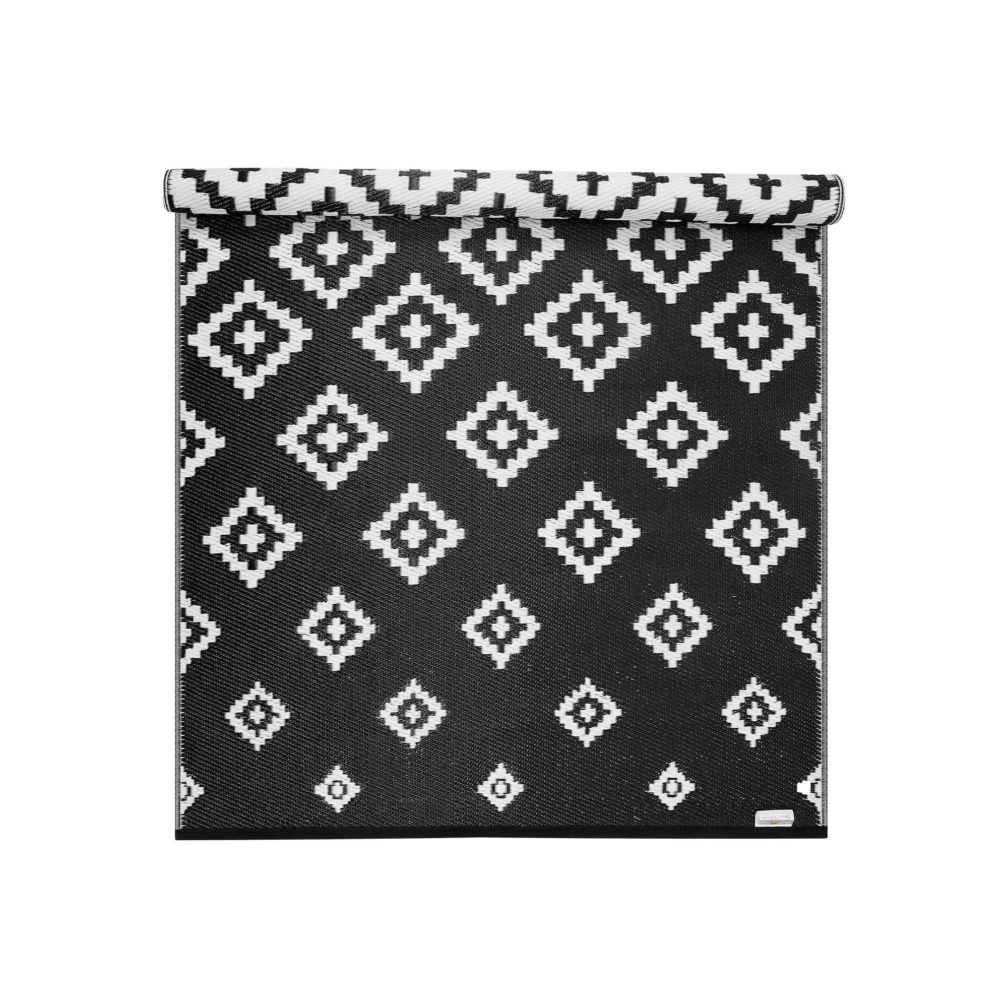 Bettina Outdoor Recycled Plastic Rug (Black / White)