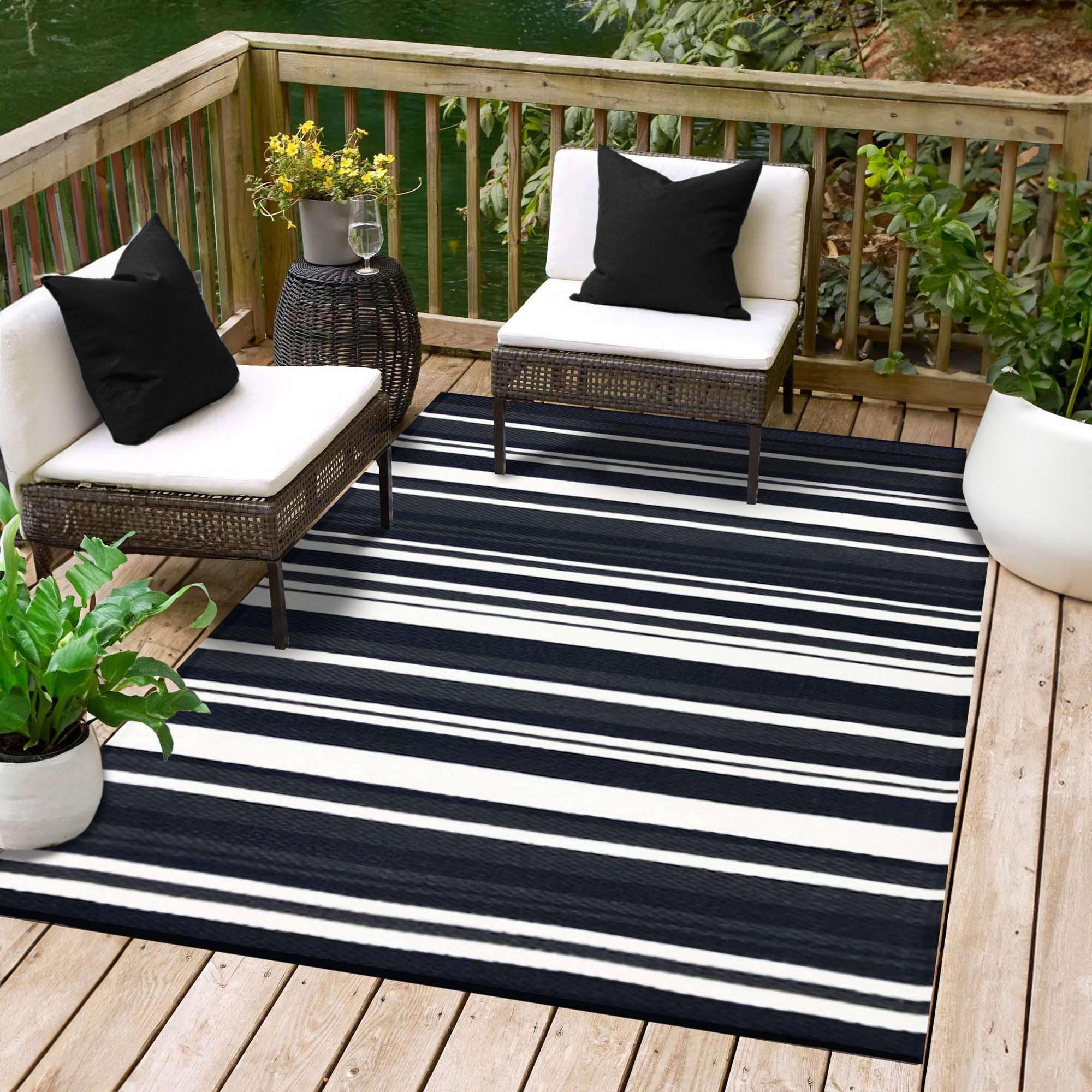 Broadway Dark Blue Grey Outdoor Rug